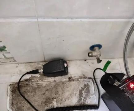 佛山屋顶漏水维修公司分享下卫生间漏水的危害及解决方法